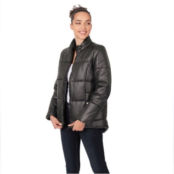Zenana Outfitters Jackets & Blazers - Zenana Outfitters Black Puffer Jacket with Pockets Size Large
